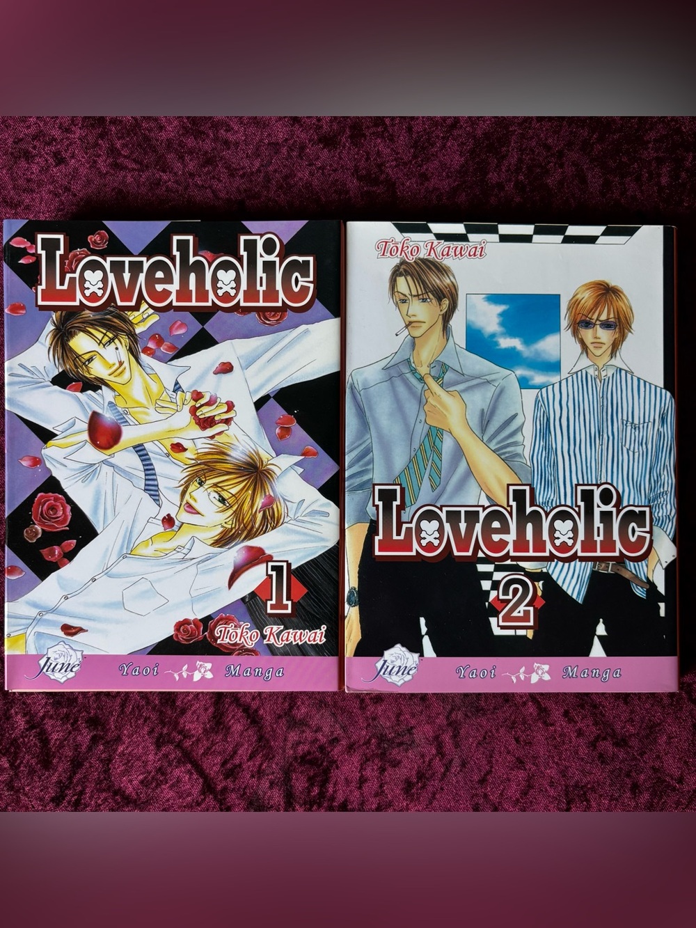 Loveholic Volumes 1 & 2 Manga
